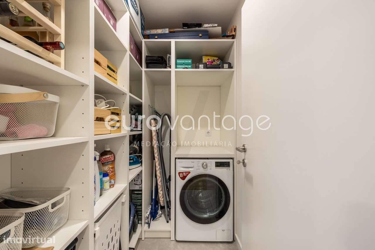 Apartamento T3 de Excelentes áreas-37