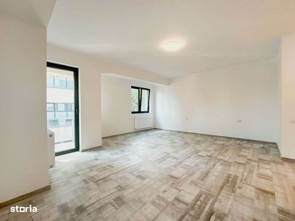 Bloc integral in Piata Unirii. Pretabil Hotel, Clinica Medicala, Birou-11