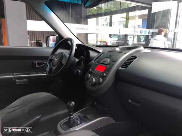 Kia Soul 1.6 CRDi EX - 18