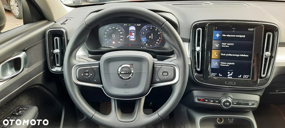 Volvo XC 40 T4 Geartronic Momentum - 16