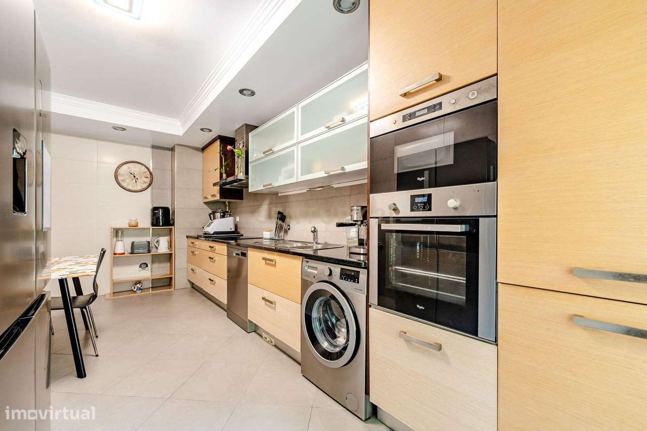 Apartamento T3 com excelente exposição solar-13