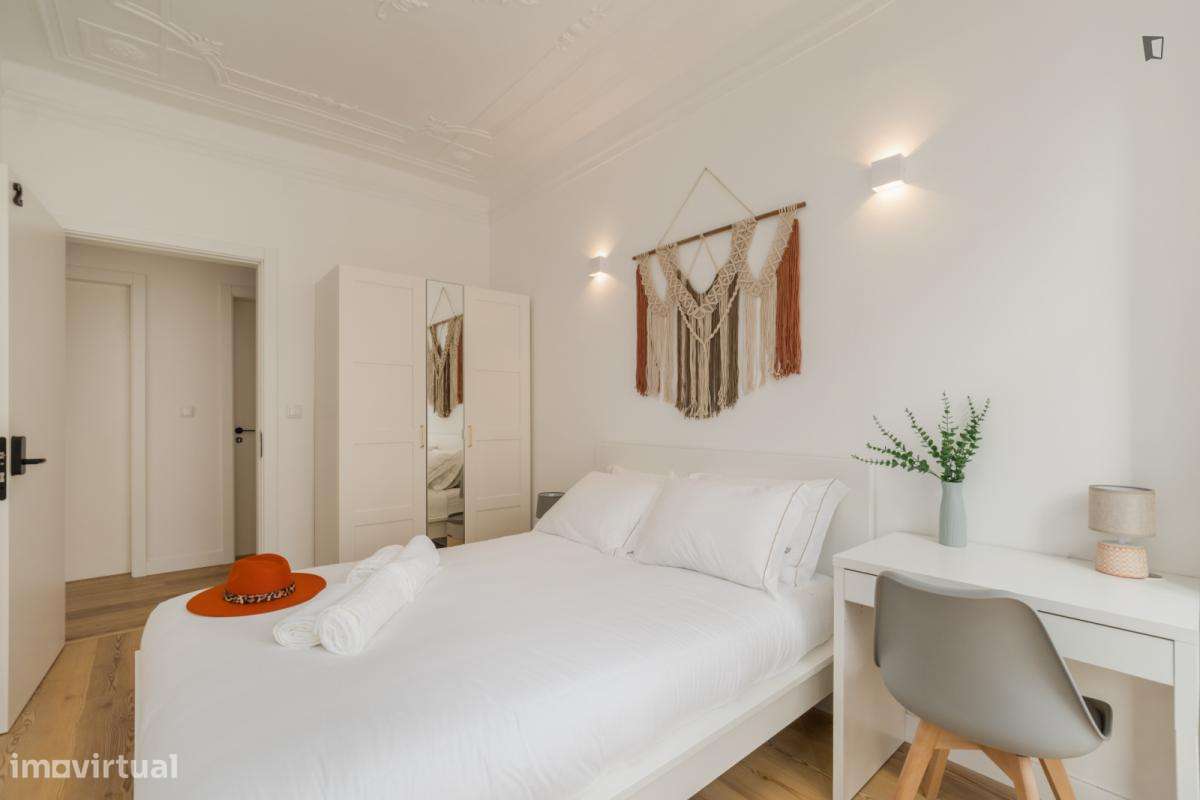 Quarto - localizado em Arroios Lisbon - Grande imagem: 3/10