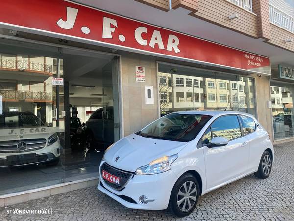 Peugeot 208 1.4 e-HDi Access 2-Tronic - 2