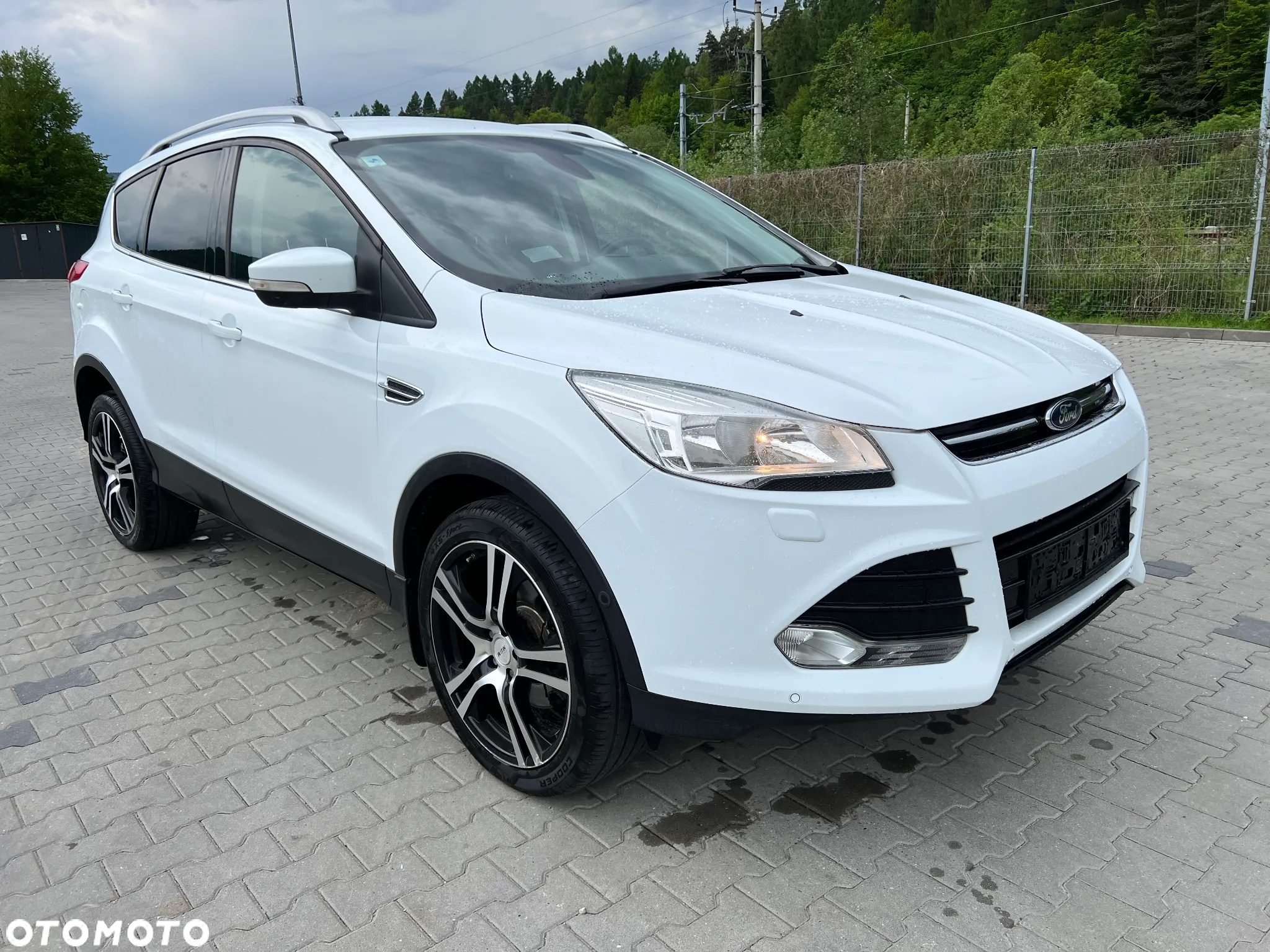 Ford Kuga 2.0 TDCi 4x4 Titanium - 3