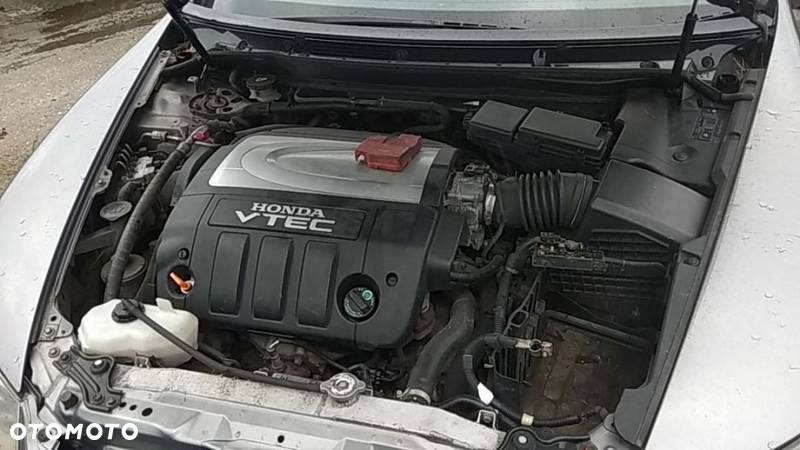 Pompa wspomagania Honda Legend KB1 NH686M 3.5 V6 - 1