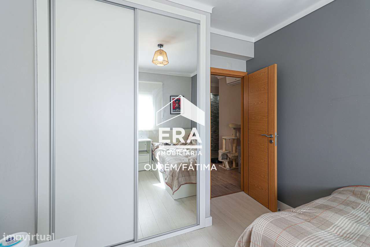 Apartamento T3+2 Duplex, com garagem fechada-12