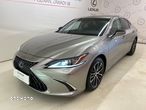 Lexus ES - 1