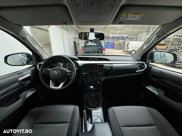 Toyota Hilux 2.4D 150CP 4x4 Double Cab 6MT Comfort - 6