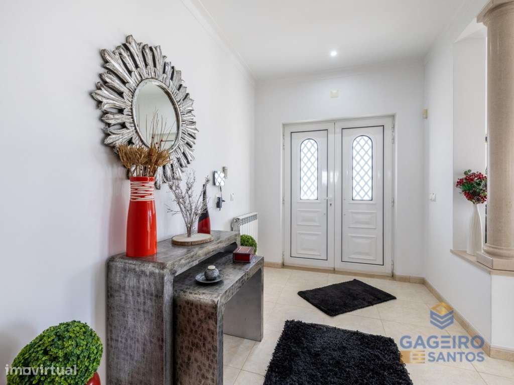 Moradia Independente T4 +1 em São Martinho do Porto-11