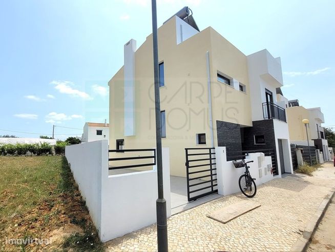 Moradia Nova T3+1 com Piscina Privada - Vila Nova de Cacela, Algarve-34