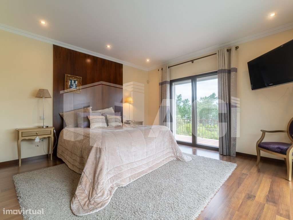 Magnífica Moradia V3+1 com Piscina - Porto de Mós-19