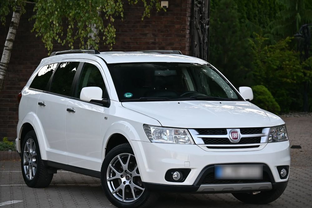 Fiat Freemont 2.0 Multijet 16V DPF Automatik Allrad Lounge 2015