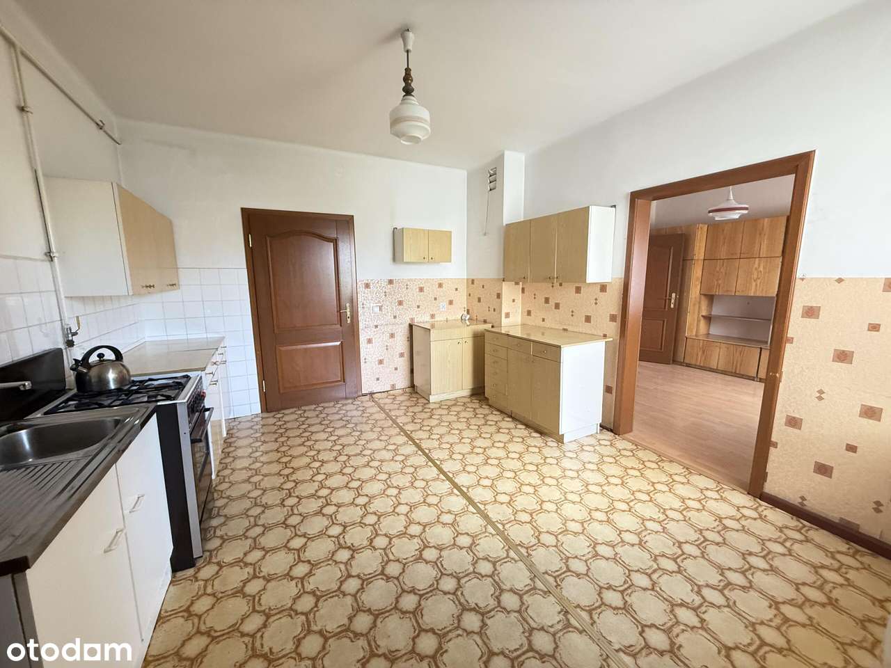 Dom w zabudowie szeregowej z dużym ogrodem-12