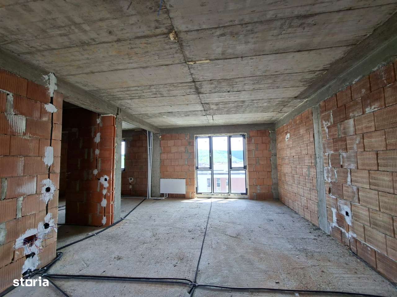 Casa Tip Duplex De Vanzare In Floresti-2