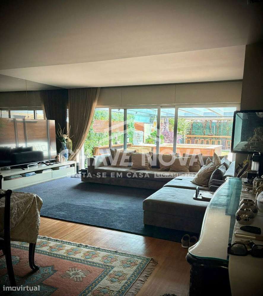 Moradia de luxo V4 com 4 pisos e elevador em Leça da Palmeira - Grande imagem: 2/24