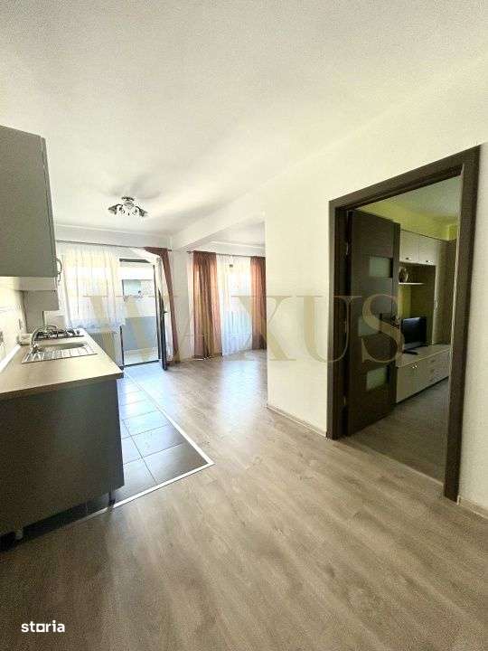 Apartament de 2 camere, parcare, etaj 1, zona Subcetate - Imagine principală: 5/8