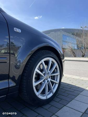 Audi A3 2.0 TFSI Sportback Ambiente - 4