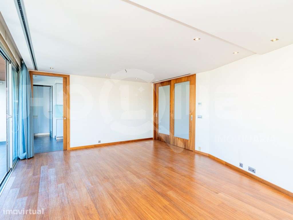 Apartamento | Qta das Nogueiras | Último Andar | Terraço | Garagem ...-10