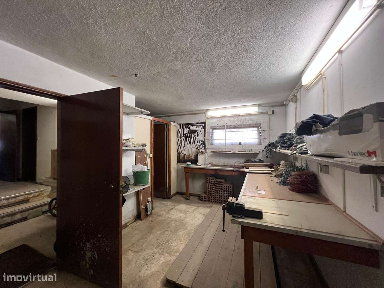 Armazém Multifuncional para venda em São Domingos de Rana com 205m²-7