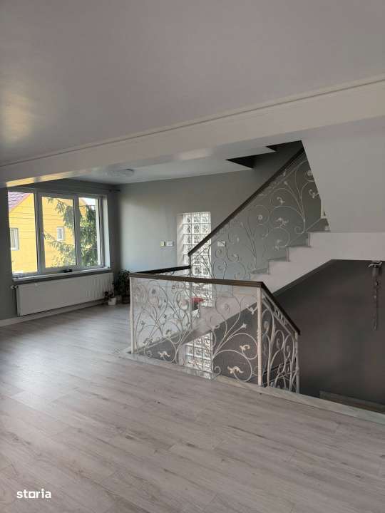 Casa individuala, decomandata,  4 camere, 250 mp., teren 1600 mp., zon - Imagine principală: 5/12