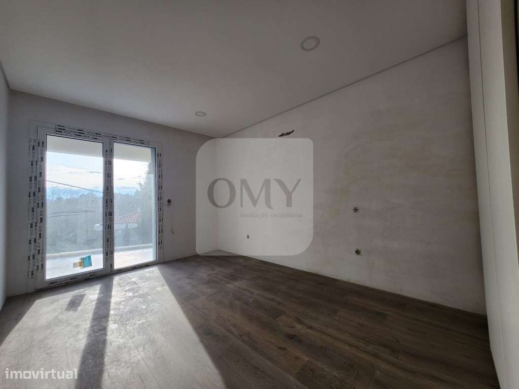 T2 com 2 Terraços Junto ao Parque Corgo em Vila Real - Grande imagem: 3/7