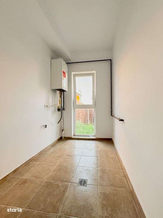 OFERTĂ! Vila duplex, Sabareni, 4 camere, 250 mp teren, 116.490€ T-9