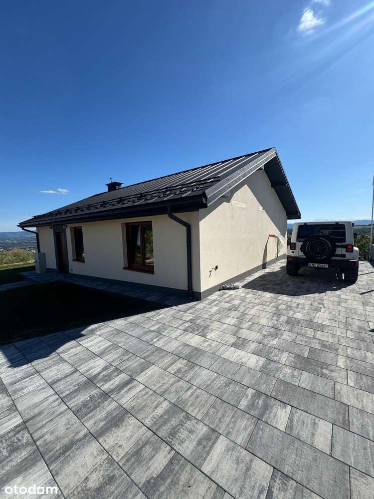 Nowoczesny dom z widokiem na panoramę Nowego Sącza-3