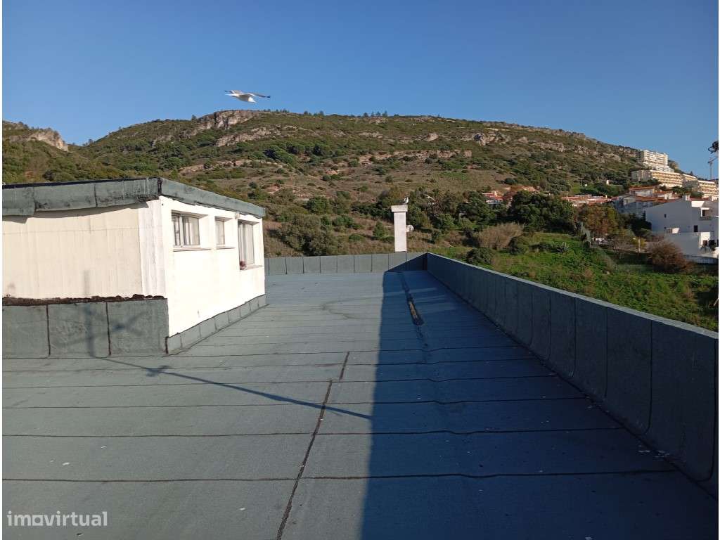 Apartamento T1 com Terraço e Vista Mar - Grande imagem: 5/17