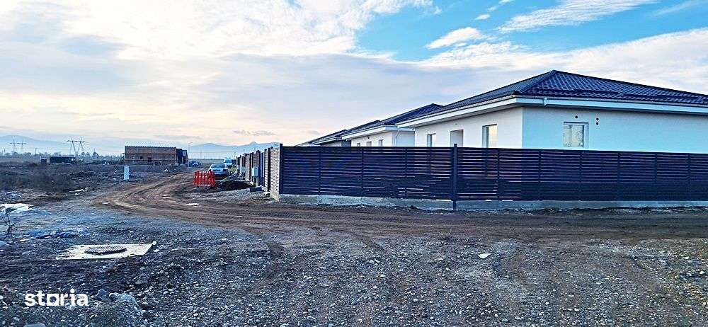 Teren pentru casa generos 1284mp, parcelabil, Brasov spre Harman, 80 e - Imagine principală: 2/10