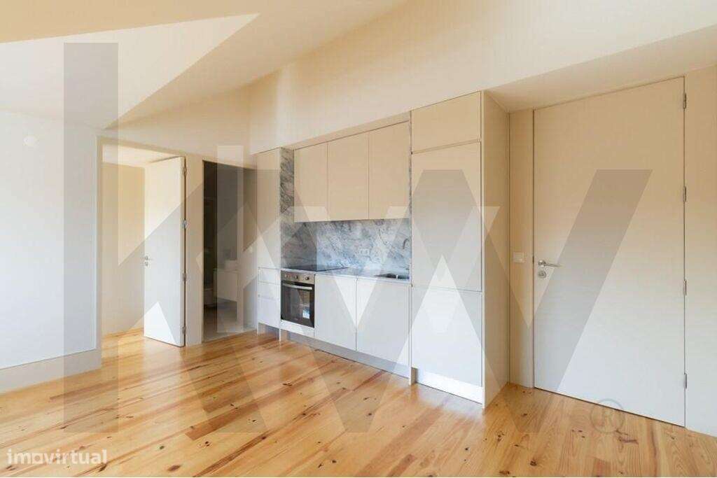 Apartamento T1 à Venda Novo | Último Andar | A 3 minutos da Praia de M - Grande imagem: 4/26