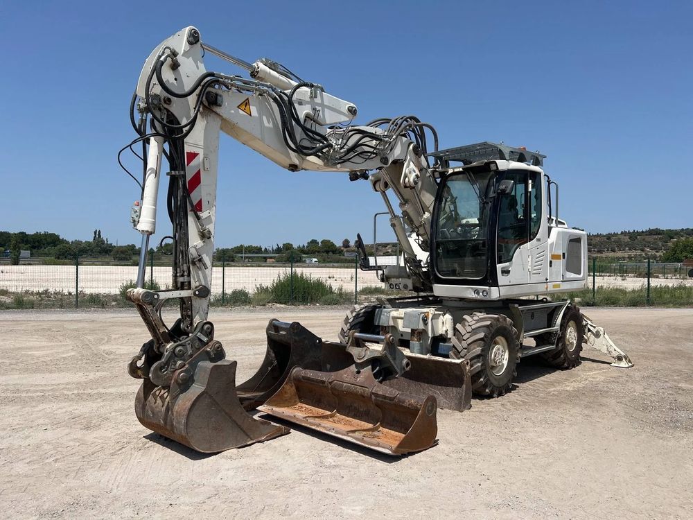 Liebherr A914 koparka kołowa 2014