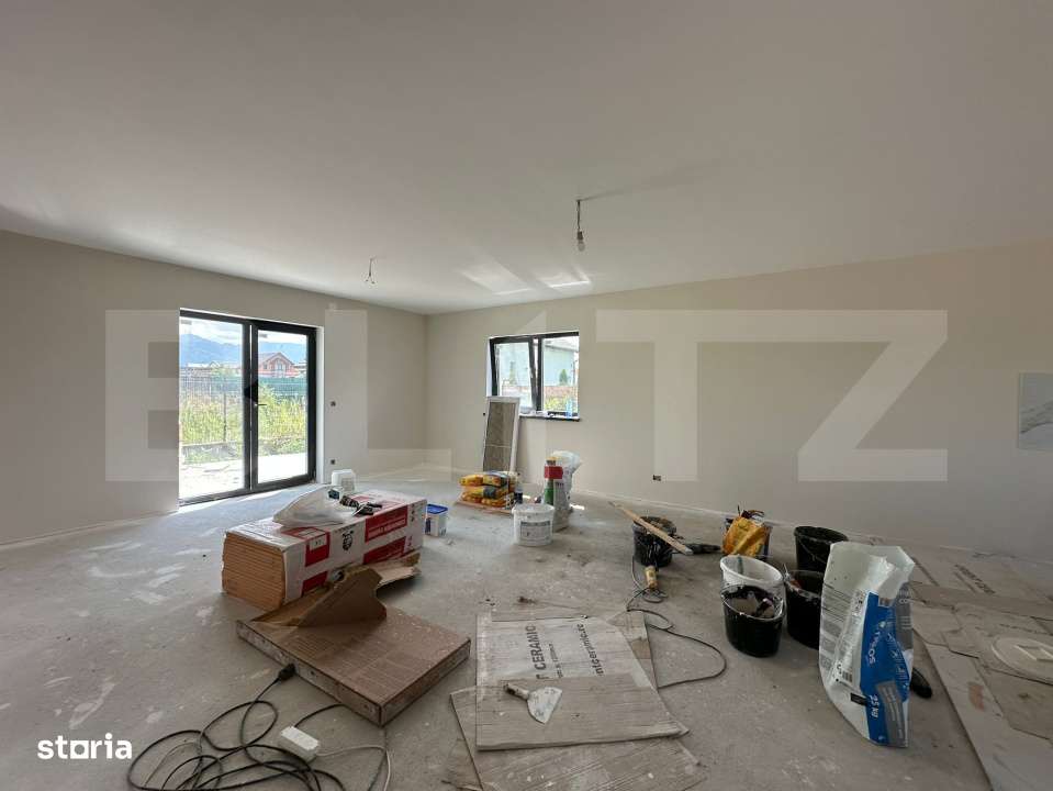 Casa noua cu 4 camere in Tarlungeni - Imagine principală: 3/7