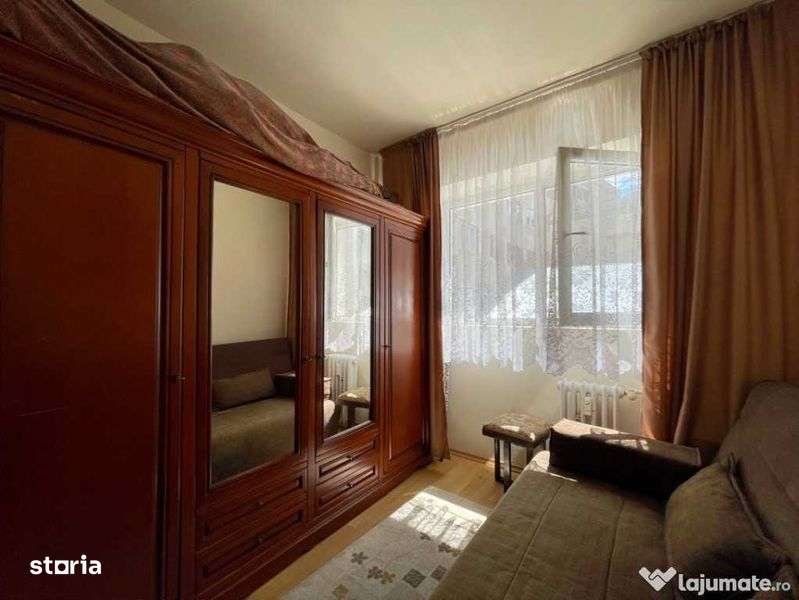 Inchiriez apartament 3 camere in Bloc Mercur - Imagine principală: 5/7
