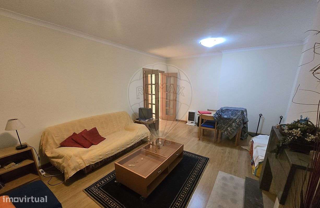 Apartamento T1 para venda - Grande imagem: 2/17