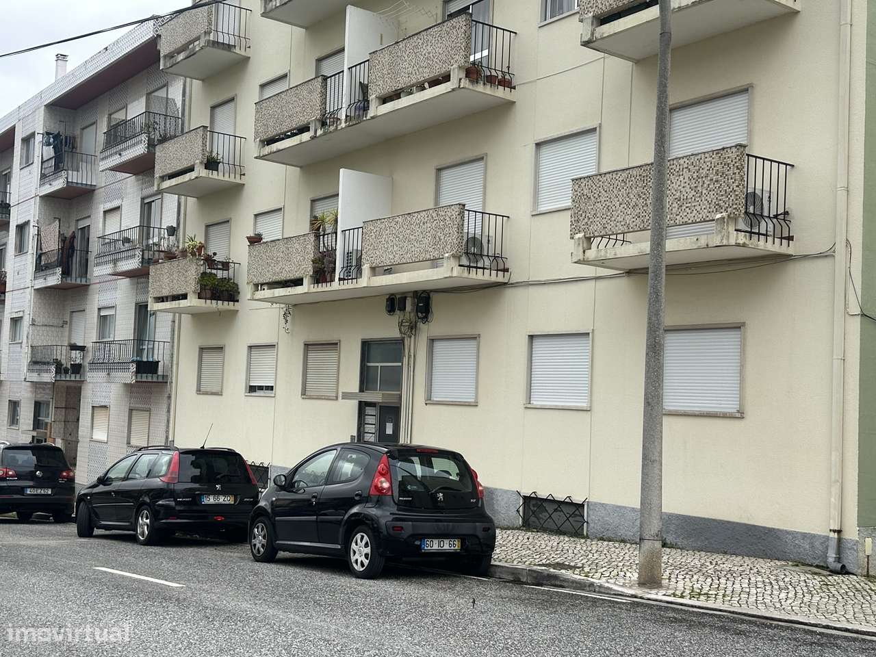 Vendo Apartamento T.4 - Qt. Da Matinha - Leiria-2