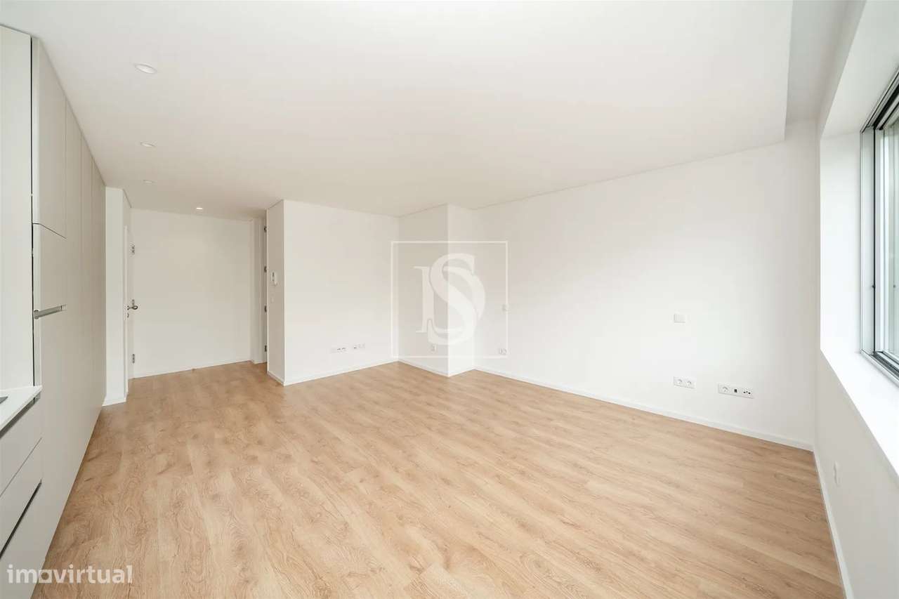 Apartamento T0 Novo Mobilado | Boavista, Porto-13