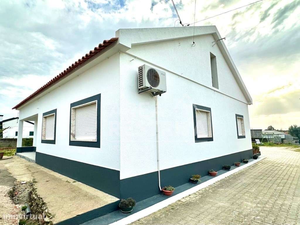 Moradia isolada T4 (Quinta com 5100 m2) - Fajarda (Coruche-Santarém) - Grande imagem: 4/48