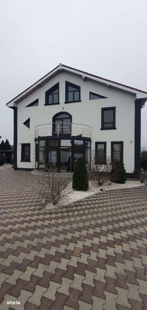 Vila P+E+pod inalt mansardat selgros - Carpe Diem Imobiliare - Imagine principală: 2/20