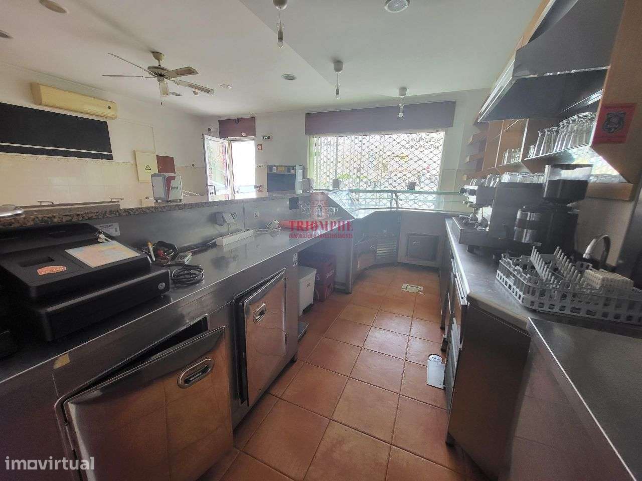 Estabelecimento Comercial Bucelas - Grande imagem: 5/15