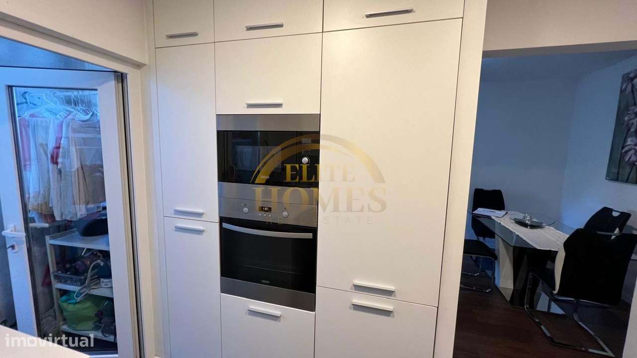 Apartamento T2 Moderno e Remodelado no Centro de Odivelas.-8