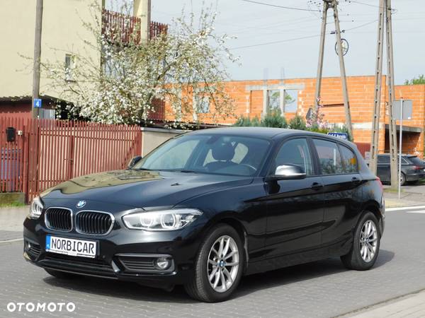 BMW Seria 1 116i - 1