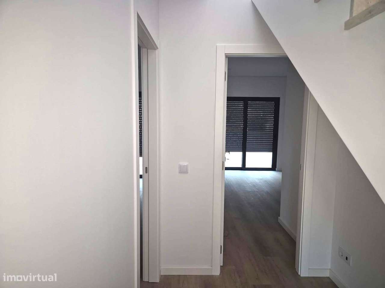 Penthouse T2 nova com garagem em Faro-15