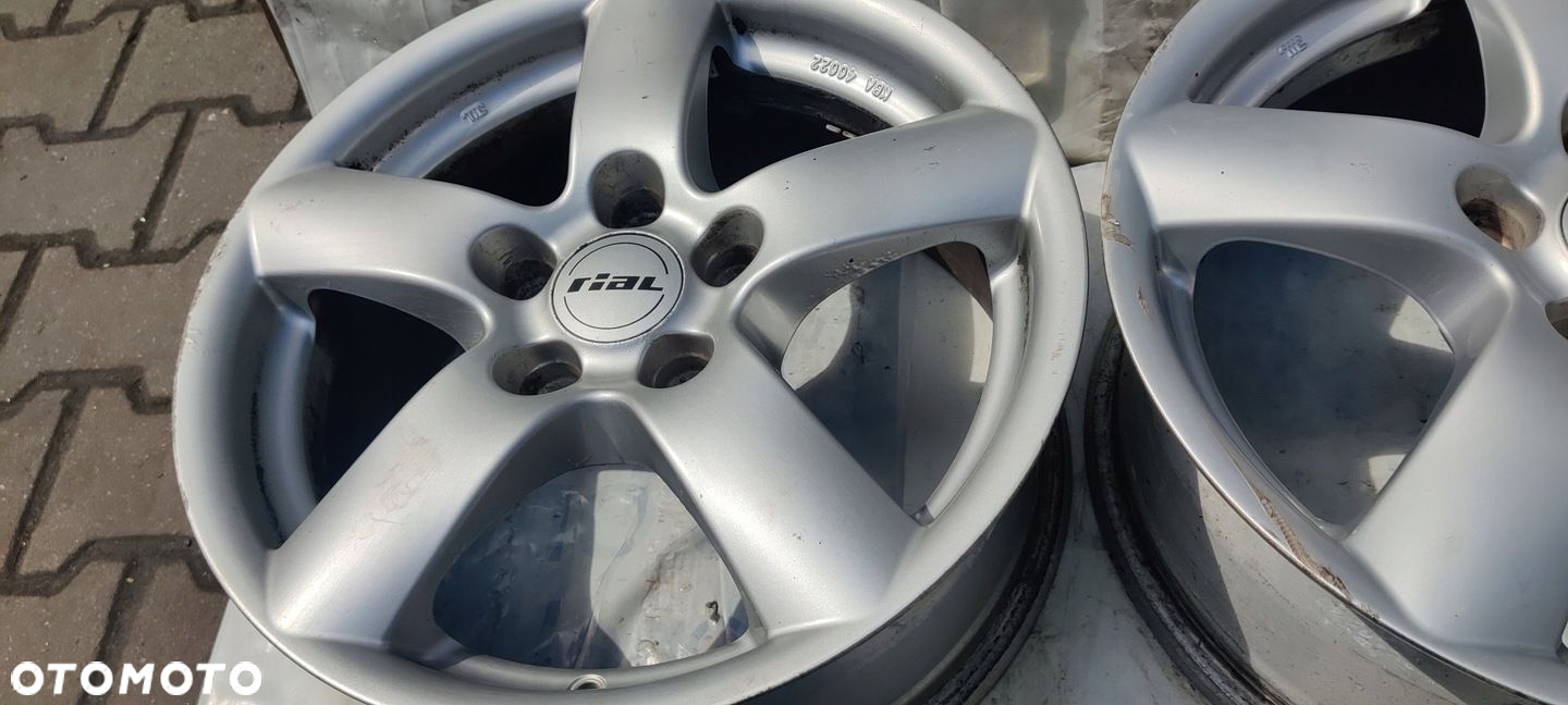 Felgi VW Audi Skoda 5x112 16" 7J ET38 695 - 7