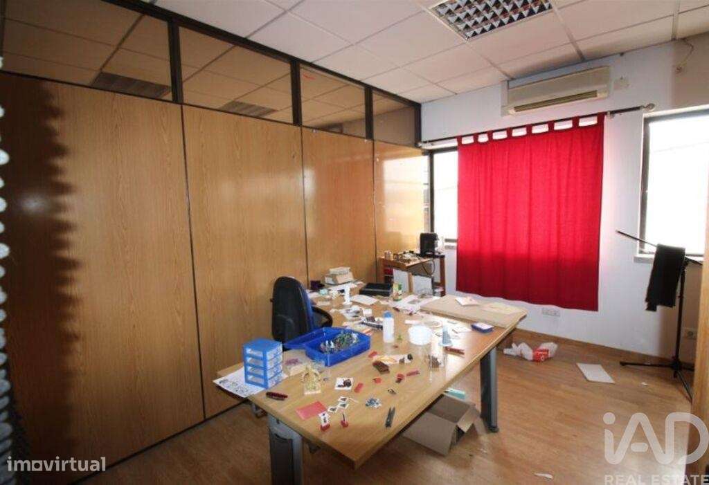 Hangar em Parceiros e Azoia de 2757,00 m2 - Grande imagem: 4/27