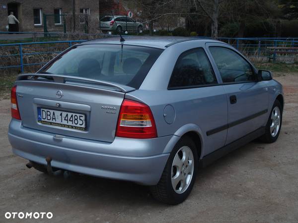 Opel Astra - 9