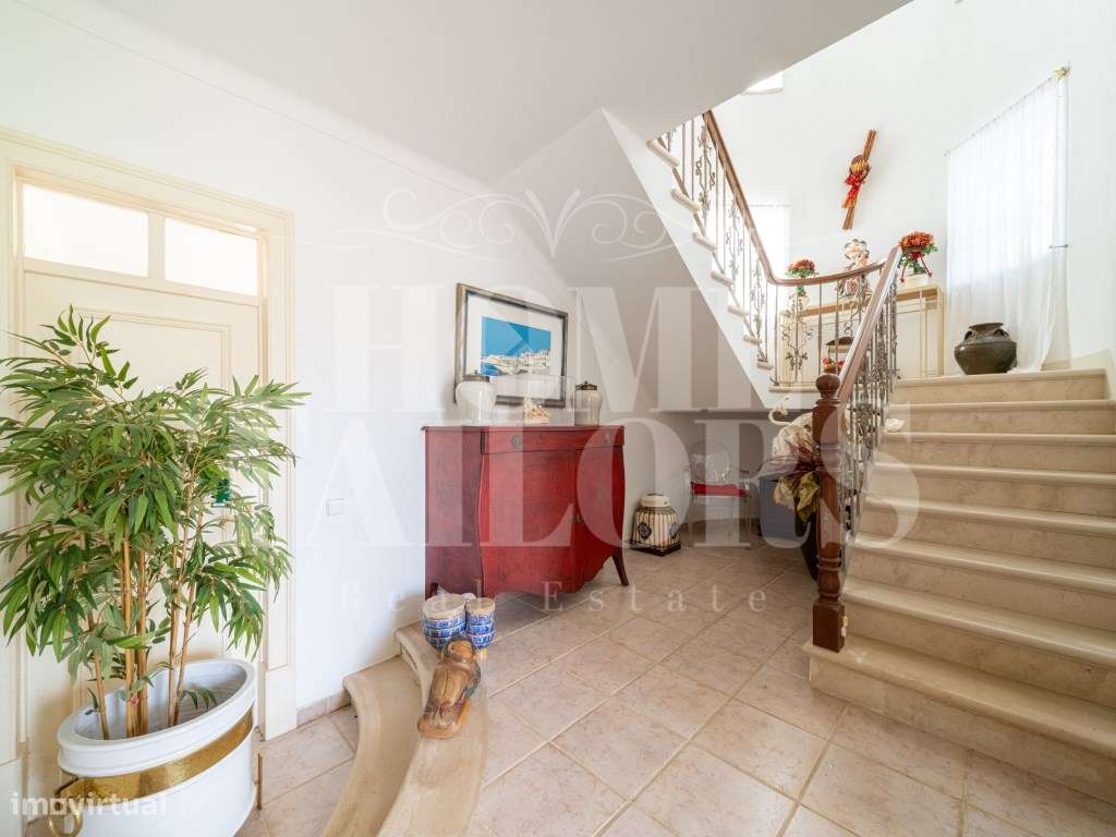 Moradia T3 com Jardim e Piscina entre Mafra e Ericeira-23