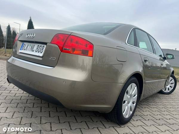 Audi A4 2.0 - 4