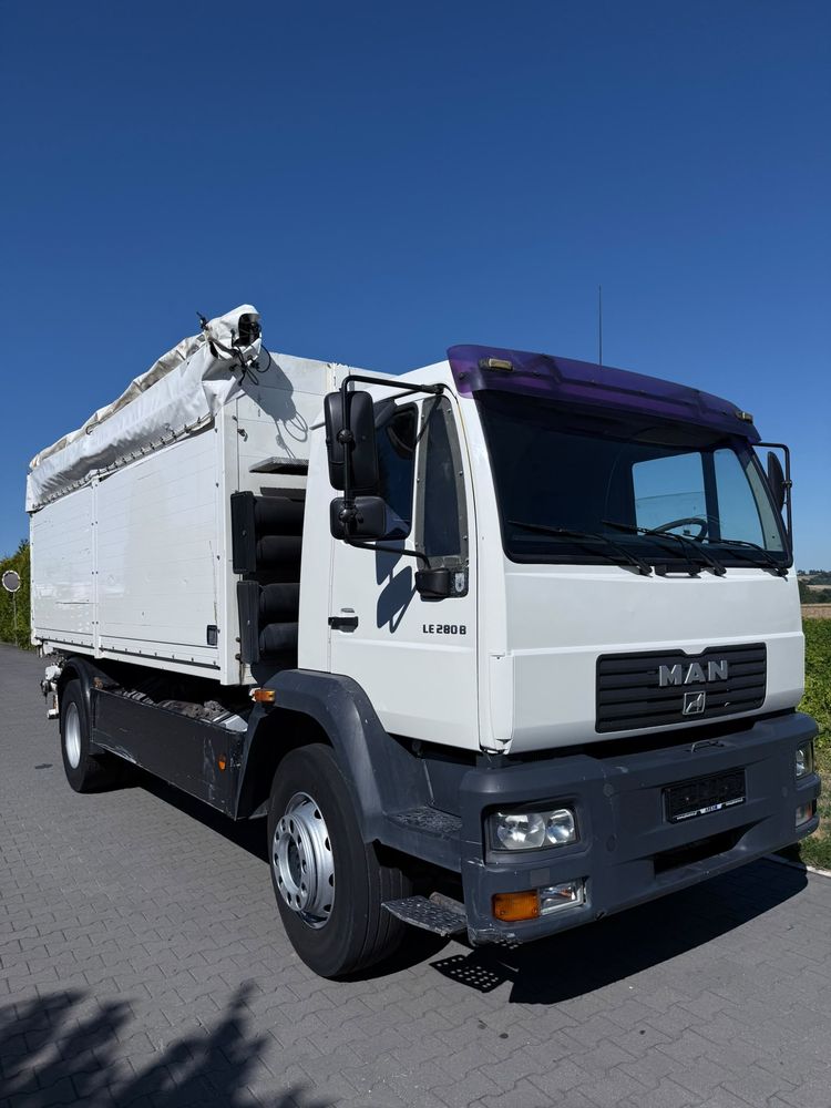 MAN M2000 2002