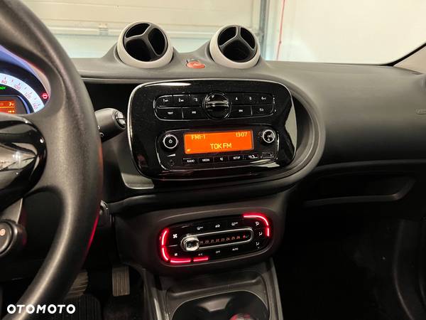 Smart Forfour EQ - 13