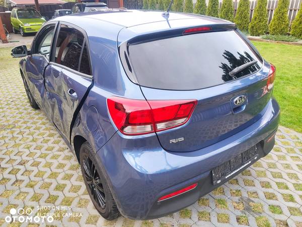 Kia Rio 1.2 Dream Team Edition - 9